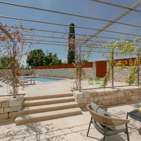 Lapidea By Istrialux