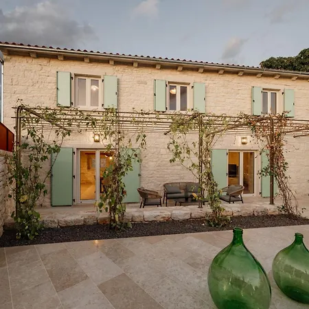 Lapidea By Istrialux *