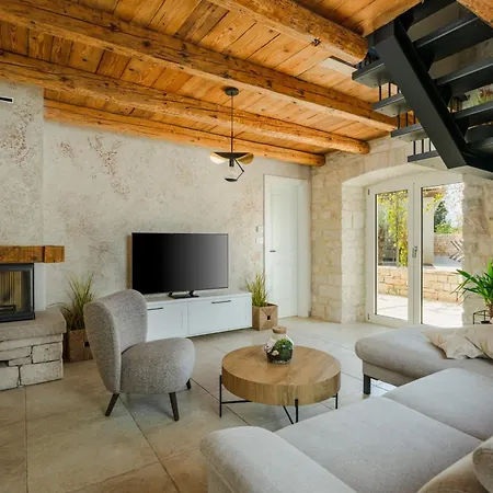 Lapidea By Istrialux Willa *