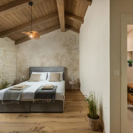 Willa Lapidea By Istrialux