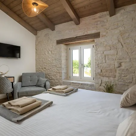 Lapidea By Istrialux