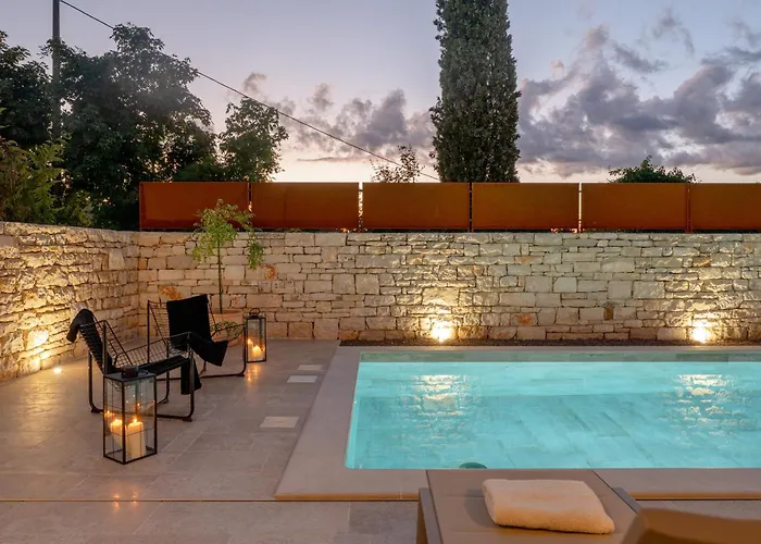 Vila Lapidea By Istrialux Sivati