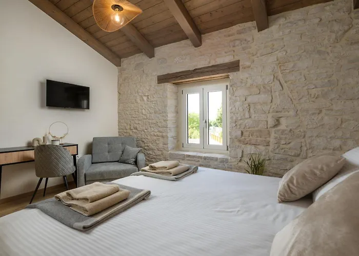 Lapidea By Istrialux